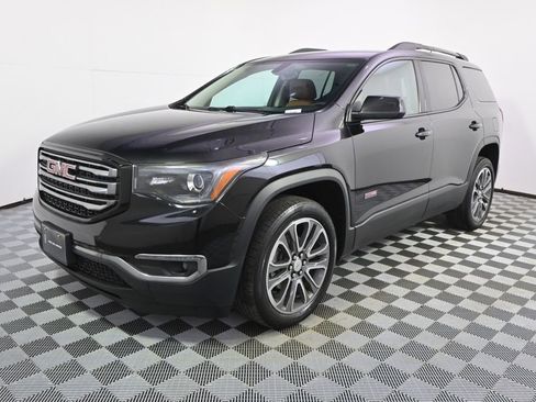 Used 2017 GMC Acadia SLT AWD/4WD image 2