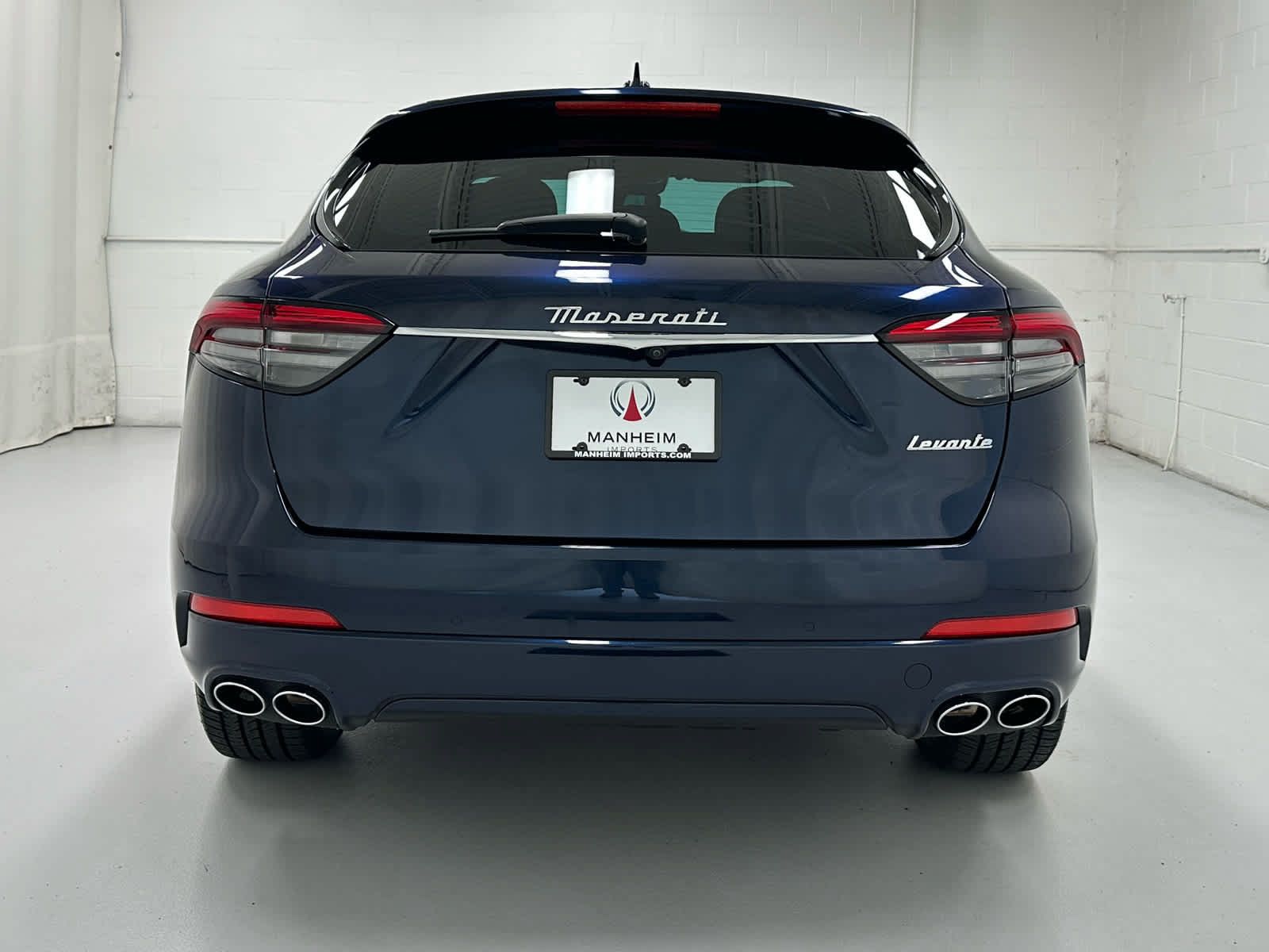 Used 2023 Maserati Levante GT AWD/4WD image 7