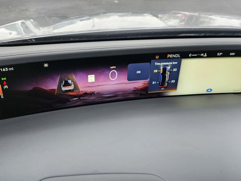 Used 2024 Lincoln Nautilus Reserve image 30