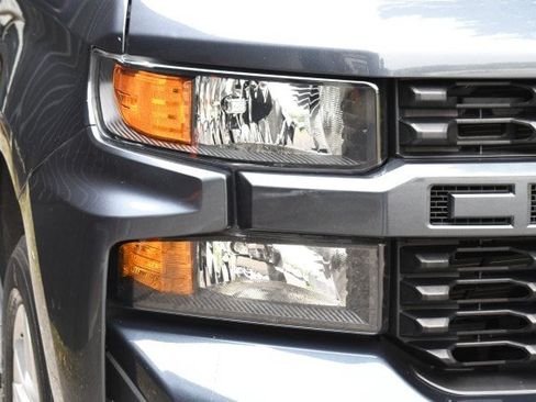 Used 2022 Chevrolet Silverado 1500 Custom AWD/4WD image 4