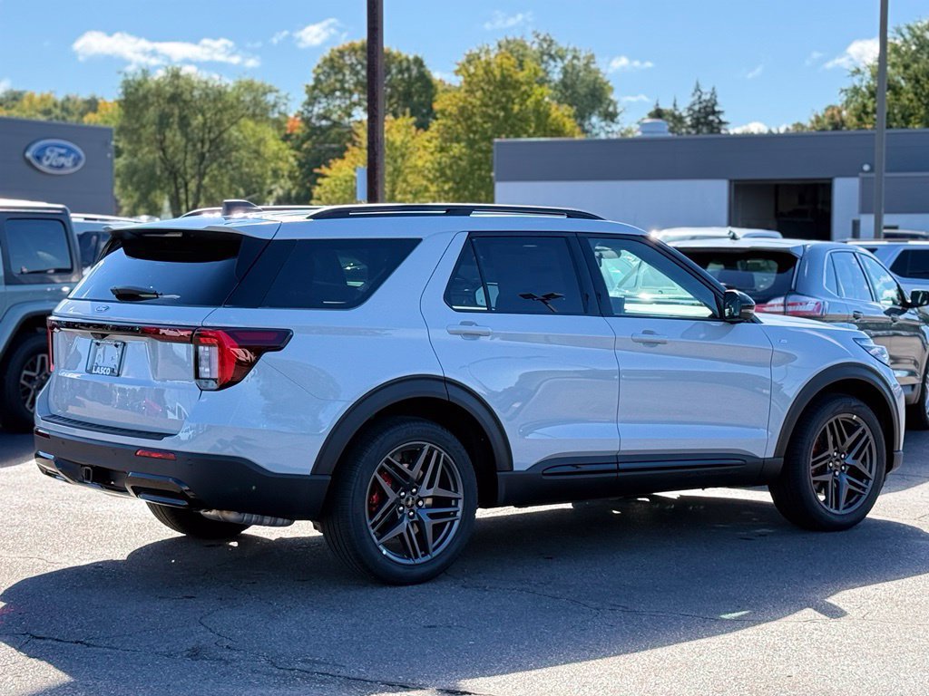New 2027 Ford Explorer ST-Line w/ Premium Package AWD/4WD image 36