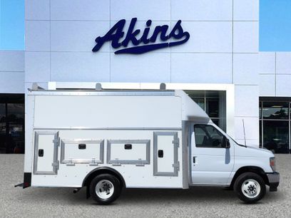 Used 2025 Ford E-350 and Econoline 350 Super Duty w/ Power Equipment Group