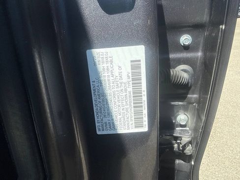 Used 2024 Honda Pilot LX image 26