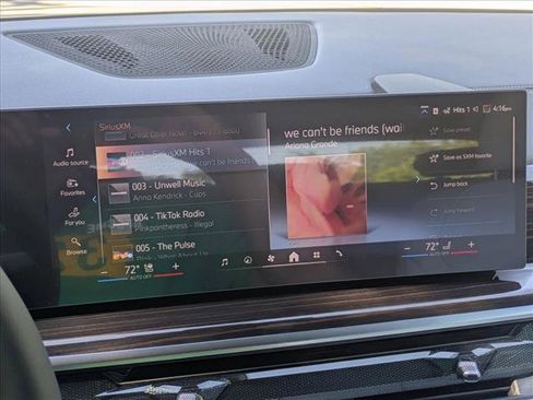 Used 2026 BMW X5 xDrive40i w/ Climate Comfort Package image 12