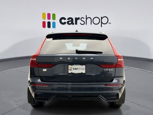Used 2023 Volvo XC60 T8 Plus w/ Climate Package image 4