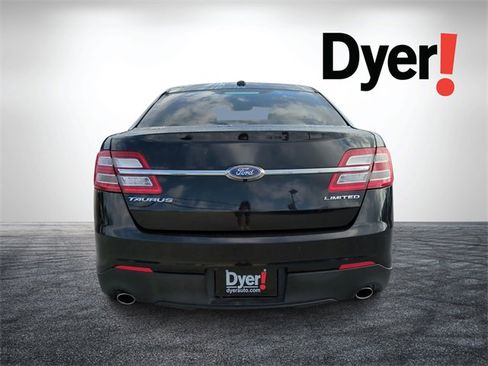 Used 2019 Ford Taurus Limited image 5