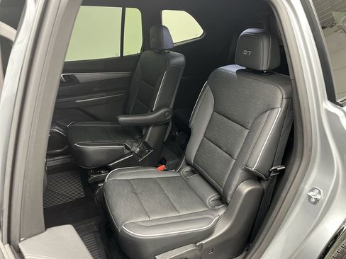 New 2026 Buick Enclave Sport Touring w/ Power Package image 11