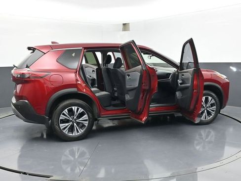 Used 2023 Nissan Rogue SV FWD image 47