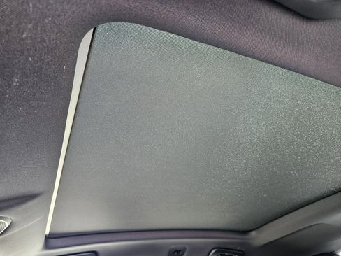 Certified 2025 Porsche Cayenne Coupe image 29