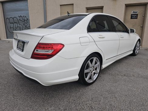 Used 2014 Mercedes-Benz C 250 Sport image 6