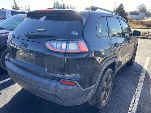 Used 2019 Jeep Cherokee Latitude Plus image 8