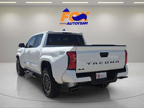 Certified 2025 Toyota Tacoma TRD Sport w/ TRD Sport Upgrade Package AWD/4WD image 3