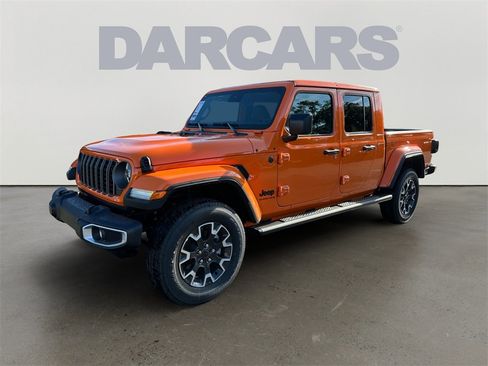 New 2025 Jeep Gladiator Sport w/ Premium Package image 3
