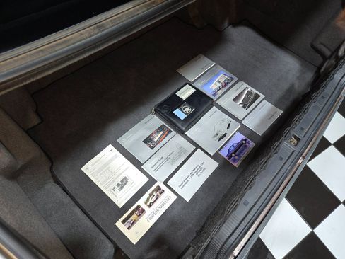 Used 1999 Mercedes-Benz S 500 Sedan image 9