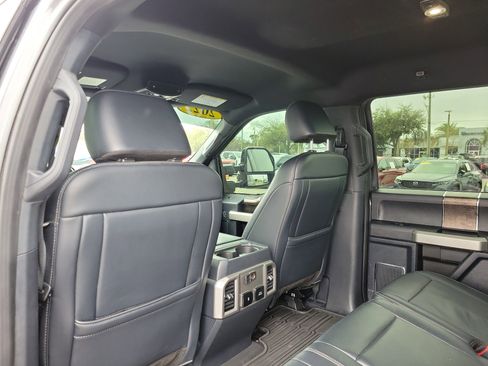 Certified 2022 Ford F250 Lariat w/ Tremor Off-Road Package image 22