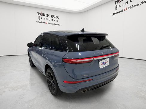 Used 2023 Lincoln Corsair AWD w/ Equipment Group 101A image 3