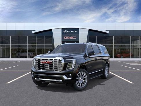 New 2026 GMC Yukon XL Denali image 8