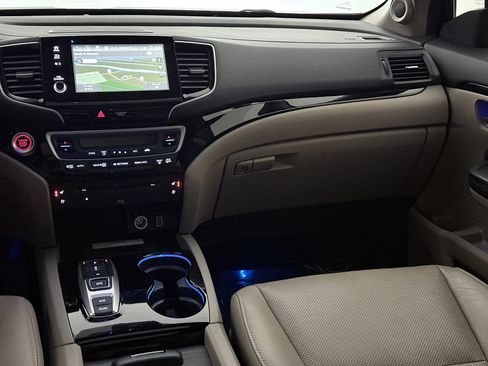 Used 2020 Honda Pilot Elite image 29