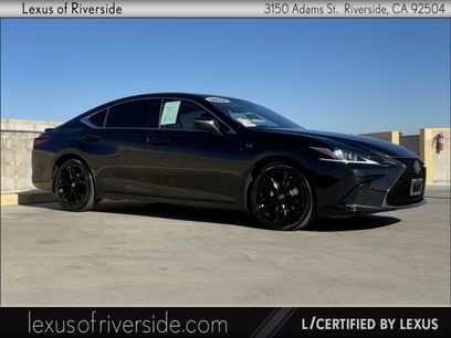 Certified 2023 Lexus ES 300h w/ Accessory Package (Z1)