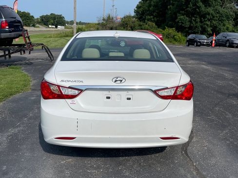 Used 2013 Hyundai Sonata GLS FWD image 4