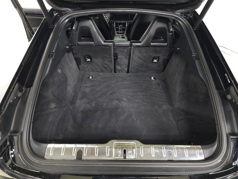 Used 2020 Porsche Panamera image 7