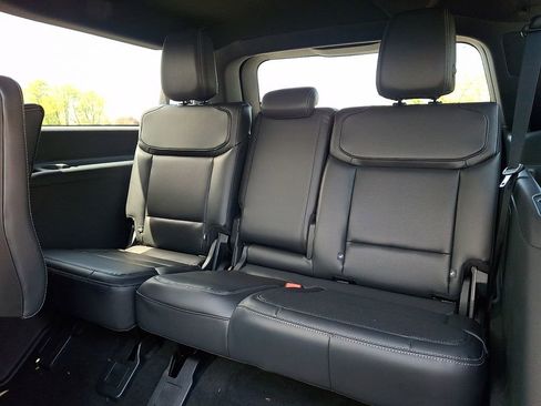 New 2026 Ford Expedition Max Platinum AWD/4WD image 7