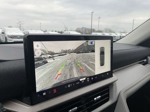 New 2026 Ford Explorer Active w/ Active Comfort Package image 17