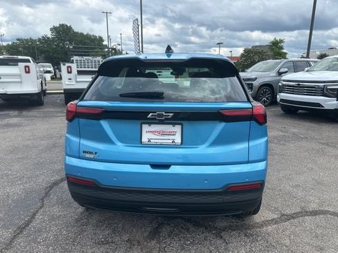 New 2027 Chevrolet Bolt LT FWD image 4