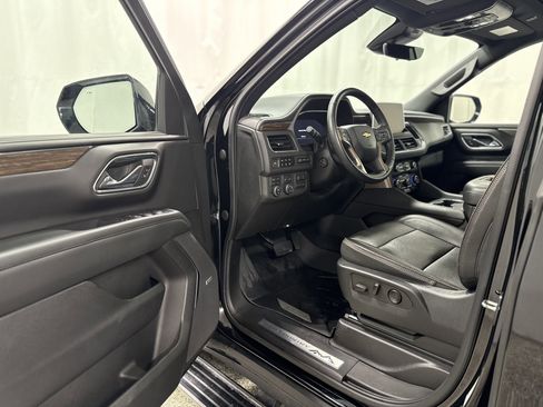 Used 2023 Chevrolet Tahoe High Country image 13