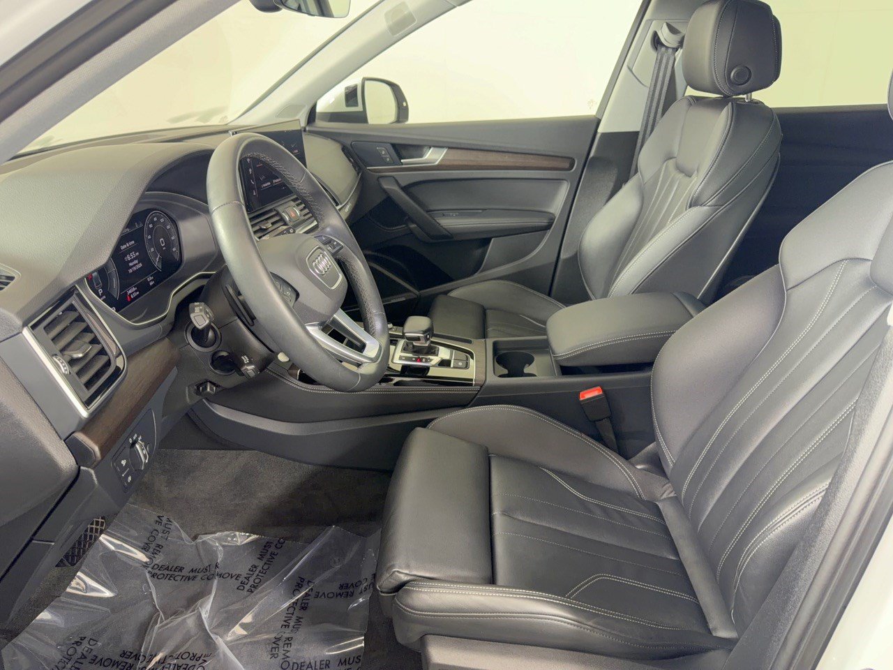 Used 2024 Audi Q5 e Premium Plus w/ Premium Plus Package AWD/4WD image 5