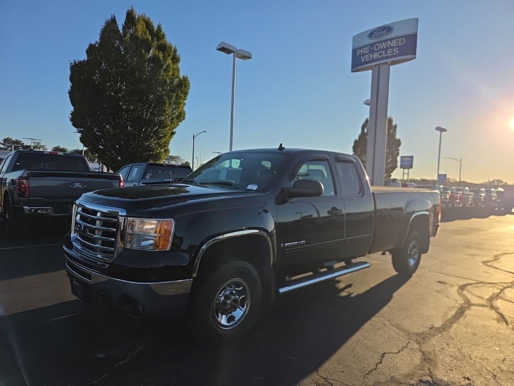 Used 2009 GMC Sierra 2500 SLE w/ Convenience Package RWD image 1