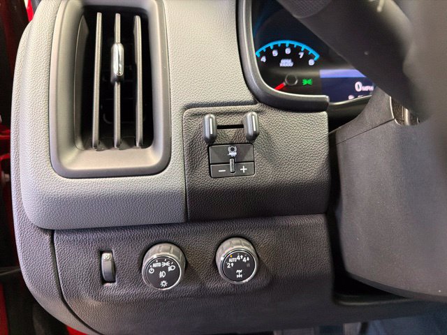 Used 2019 Chevrolet Colorado Z71 AWD/4WD image 12
