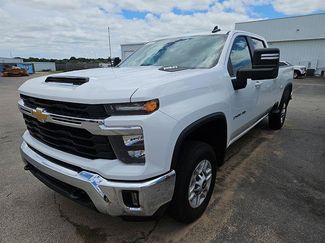 Used 2025 Chevrolet Silverado 2500 LT w/ Convenience Package AWD/4WD video 1