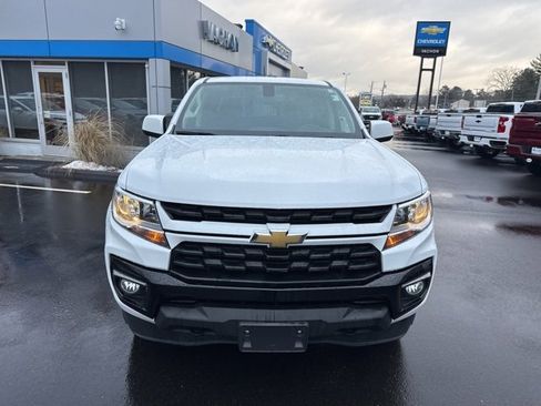 Used 2022 Chevrolet Colorado LT w/ LT Convenience Package image 8