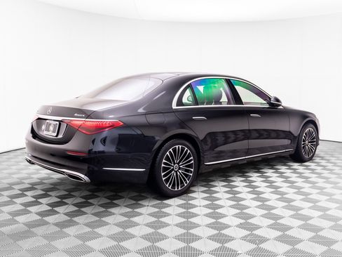 Used 2021 Mercedes-Benz S 580 4MATIC Sedan image 5
