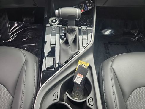 New 2026 Kia Niro EX FWD image 10