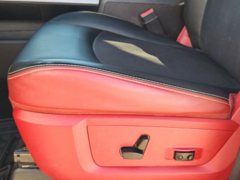 Used 2017 RAM 1500 Rebel w/ Luxury Group image 28