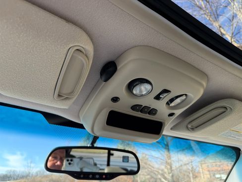 Used 2005 Chevrolet Silverado 2500 LT w/ Heavy-Duty Power Package image 27