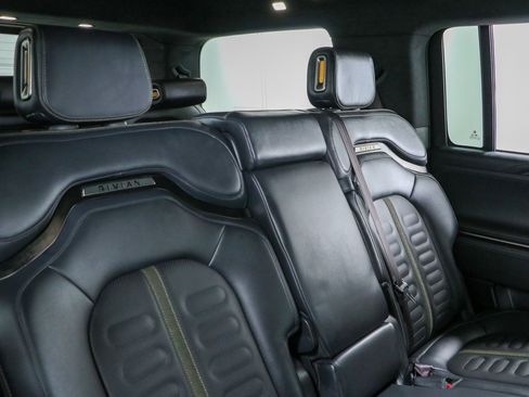 Used 2024 Rivian R1S Adventure AWD/4WD image 27