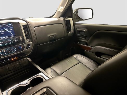 Used 2017 GMC Sierra 1500 SLT image 29