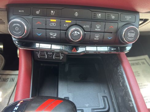 Used 2021 Dodge Durango SRT Hellcat w/ Premium Interior Group AWD/4WD image 29