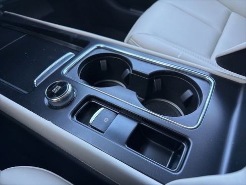 New 2026 Lincoln Corsair Premiere image 14