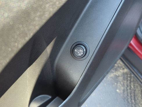 Certified 2024 Chevrolet Equinox LT image 23