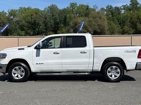 Used 2022 RAM 1500 Laramie w/ Off Road Group AWD/4WD image 7