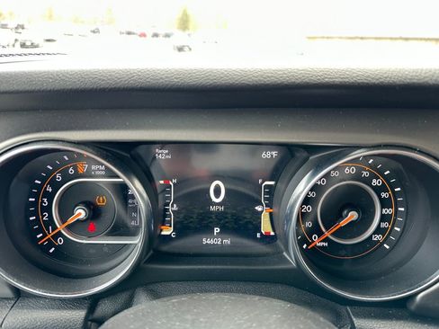 Used 2021 Jeep Gladiator Sport image 20