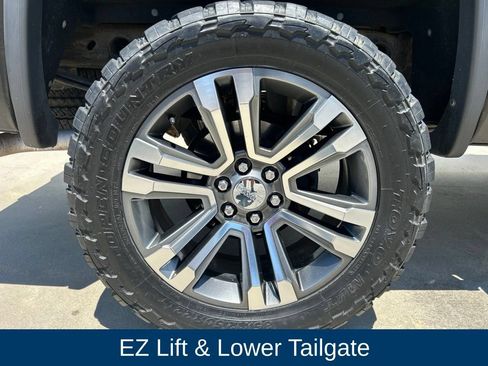 Used 2018 GMC Sierra 1500 SLT AWD/4WD image 9