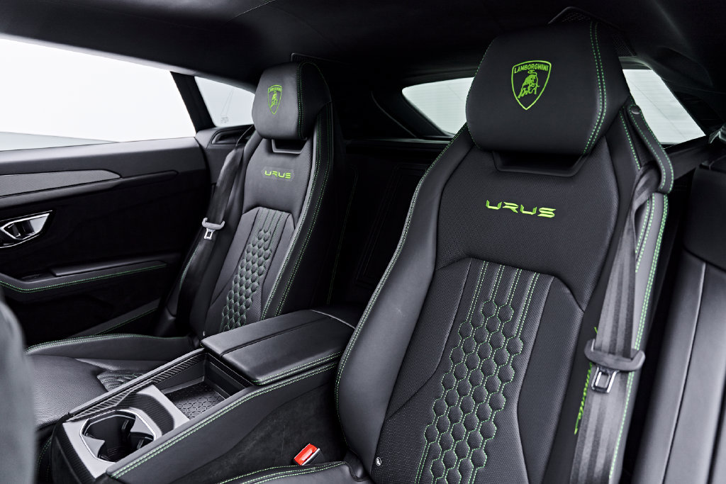 Used 2023 Lamborghini Urus Performante AWD/4WD image 56