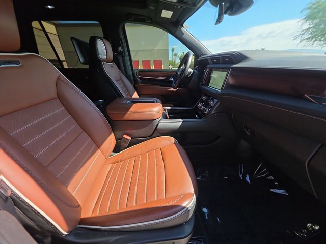 Used 2023 GMC Yukon Denali Ultimate AWD/4WD image 29