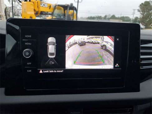 Certified 2025 Volkswagen Jetta Sport image 23