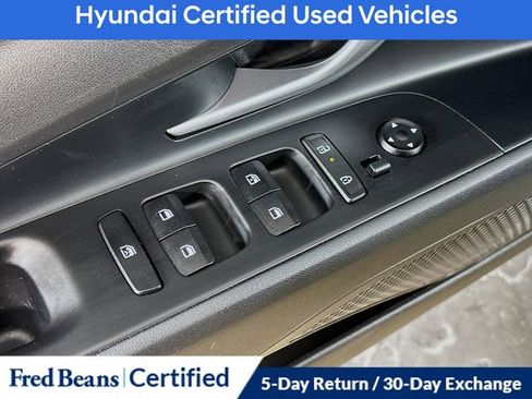 Certified 2024 Hyundai Elantra SEL image 21